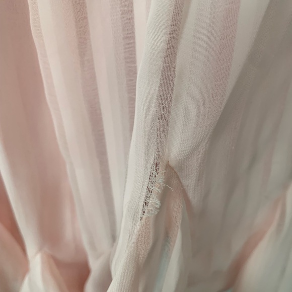 Baby pink romper - Picture 3 of 3